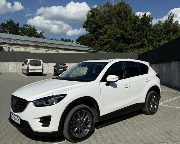 Белый Мазда СХ-5, объемом двигателя 2.19 л и пробегом 186 тыс. км за 18000 $, фото 1 на Automoto.ua