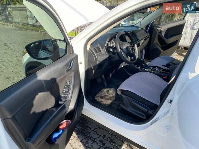Білий Мазда СХ-5, об'ємом двигуна 2.49 л та пробігом 135 тис. км за 14000 $, фото 16 на Automoto.ua