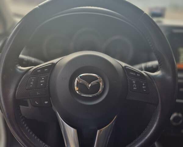 Білий Мазда СХ-5, об'ємом двигуна 2 л та пробігом 131 тис. км за 15700 $, фото 13 на Automoto.ua