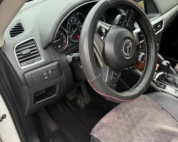 Белый Мазда СХ-5, объемом двигателя 2.49 л и пробегом 213 тыс. км за 16500 $, фото 16 на Automoto.ua