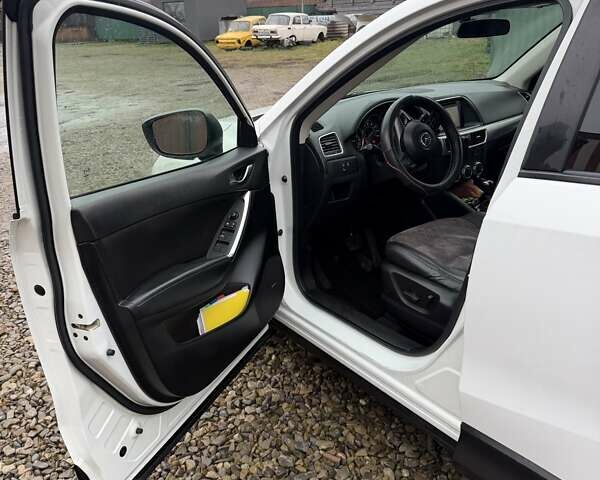 Белый Мазда СХ-5, объемом двигателя 2.49 л и пробегом 213 тыс. км за 16500 $, фото 19 на Automoto.ua