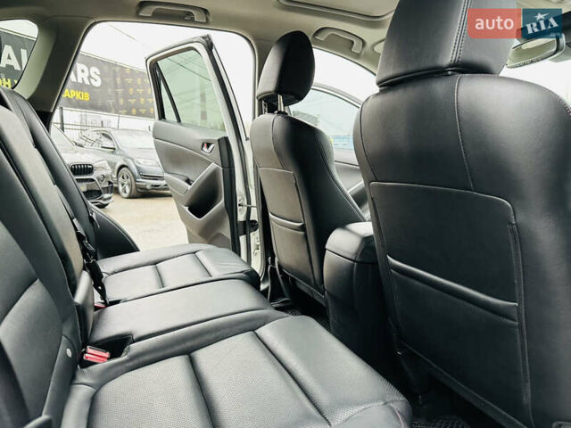 Белый Мазда СХ-5, объемом двигателя 2.49 л и пробегом 147 тыс. км за 16999 $, фото 19 на Automoto.ua