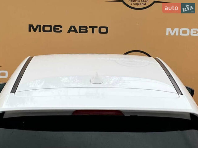 Мазда СХ-5 2016 у Рівному на Automoto.ua Білий Мазда СХ-5, об'ємом двигуна 2.2 л та пробігом 172 тис. км за 15850 $, фото 26 на Automoto.ua