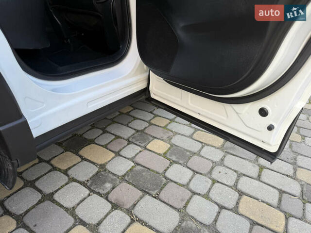 Белый Мазда СХ-5, объемом двигателя 2.2 л и пробегом 117 тыс. км за 16900 $, фото 74 на Automoto.ua