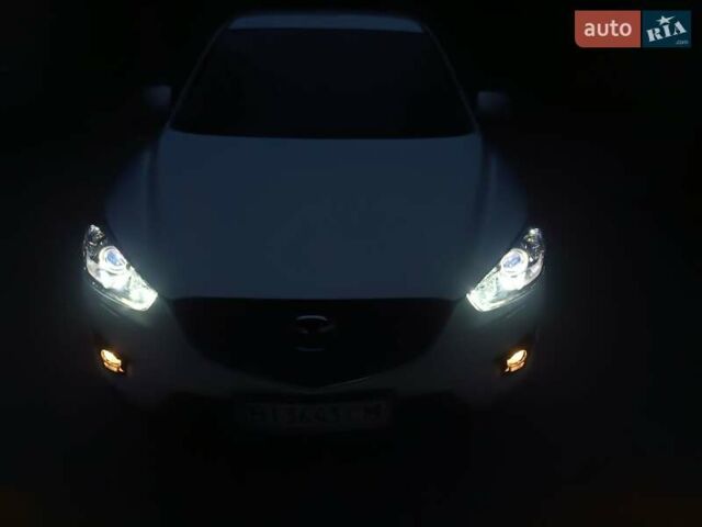 Білий Мазда СХ-5, об'ємом двигуна 2.2 л та пробігом 71 тис. км за 20000 $, фото 20 на Automoto.ua