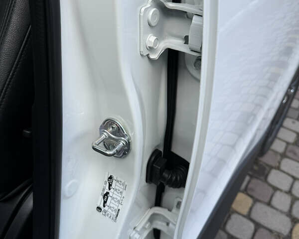 Белый Мазда СХ-5, объемом двигателя 2.2 л и пробегом 117 тыс. км за 16900 $, фото 59 на Automoto.ua