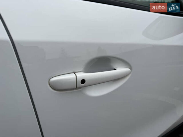 Белый Мазда СХ-5, объемом двигателя 2.2 л и пробегом 183 тыс. км за 16900 $, фото 43 на Automoto.ua