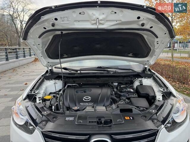 Білий Мазда СХ-5, об'ємом двигуна 2.49 л та пробігом 77 тис. км за 15500 $, фото 14 на Automoto.ua