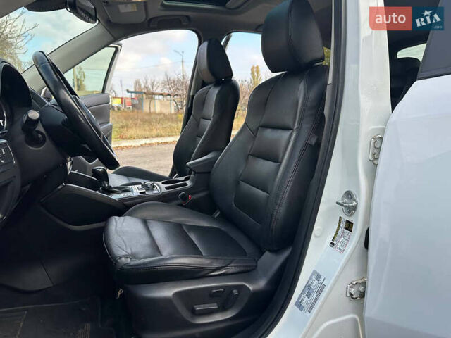 Білий Мазда СХ-5, об'ємом двигуна 2.5 л та пробігом 177 тис. км за 14999 $, фото 9 на Automoto.ua
