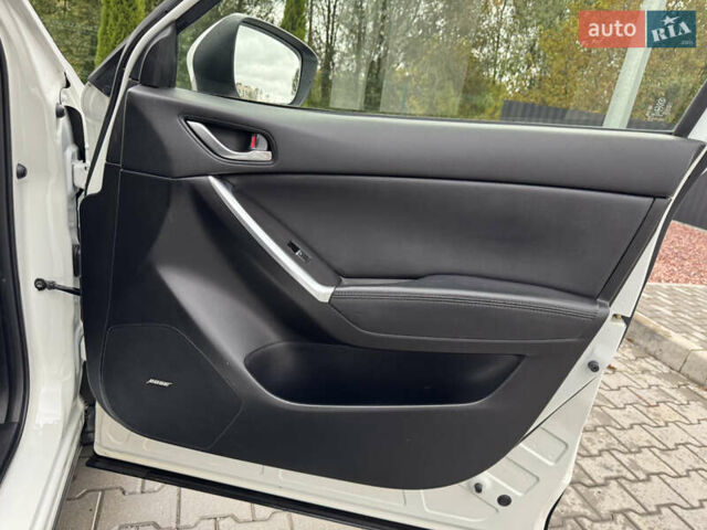 Білий Мазда СХ-5, об'ємом двигуна 2.2 л та пробігом 163 тис. км за 16500 $, фото 24 на Automoto.ua