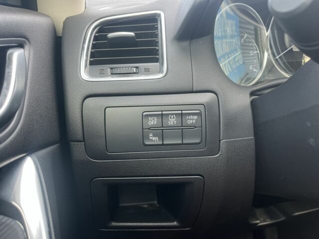 Мазда СХ-5 2016 в Калуше на Automoto.ua Белый Мазда СХ-5, объемом двигателя 2.2 л и пробегом 251 тыс. км за 15800 $, фото 7 на Automoto.ua