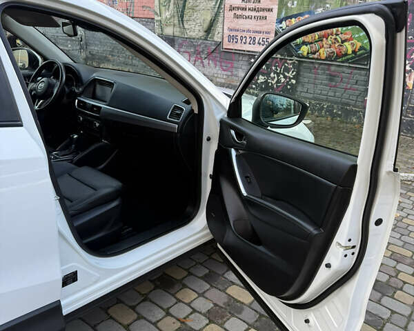 Белый Мазда СХ-5, объемом двигателя 2.2 л и пробегом 117 тыс. км за 16900 $, фото 82 на Automoto.ua