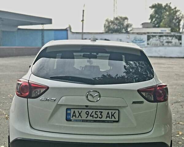 Білий Мазда СХ-5, об'ємом двигуна 2 л та пробігом 133 тис. км за 15800 $, фото 4 на Automoto.ua