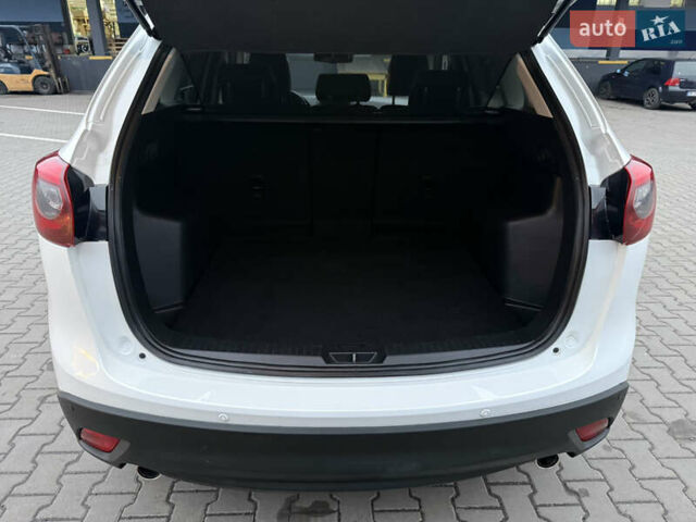 Білий Мазда СХ-5, об'ємом двигуна 2.2 л та пробігом 108 тис. км за 16350 $, фото 40 на Automoto.ua