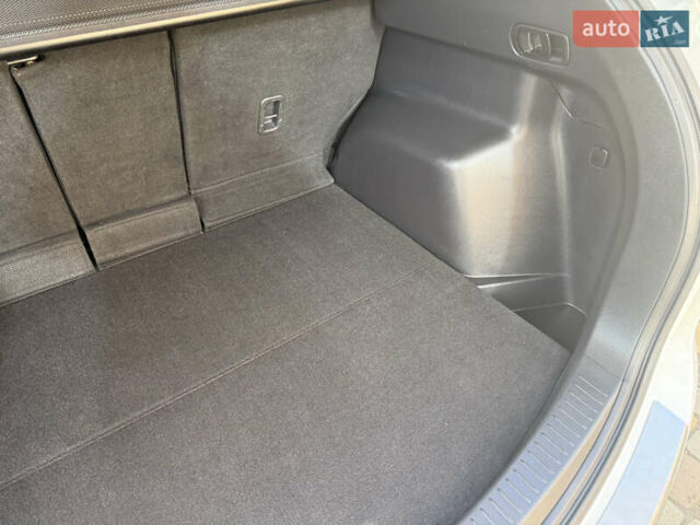 Белый Мазда СХ-5, объемом двигателя 2.2 л и пробегом 117 тыс. км за 16900 $, фото 88 на Automoto.ua