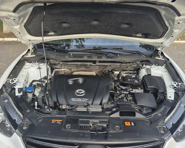 Білий Мазда СХ-5, об'ємом двигуна 2 л та пробігом 133 тис. км за 15800 $, фото 18 на Automoto.ua