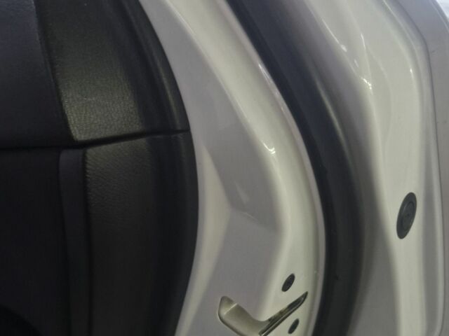 Білий Мазда СХ-5, об'ємом двигуна 0 л та пробігом 123 тис. км за 17000 $, фото 10 на Automoto.ua