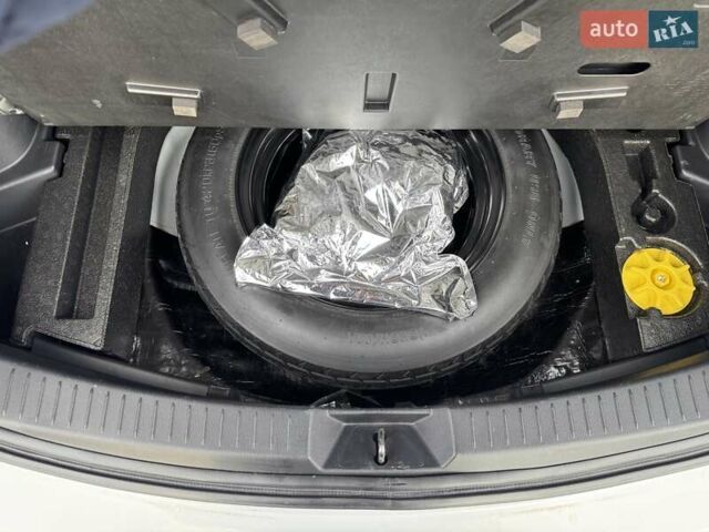 Білий Мазда СХ-5, об'ємом двигуна 2.49 л та пробігом 77 тис. км за 15500 $, фото 33 на Automoto.ua