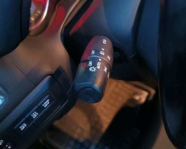 Білий Мазда СХ-5, об'ємом двигуна 2.2 л та пробігом 71 тис. км за 20000 $, фото 9 на Automoto.ua