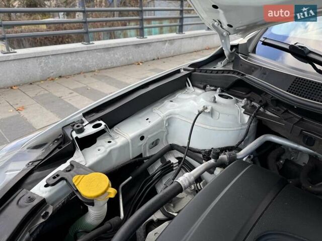 Білий Мазда СХ-5, об'ємом двигуна 2.49 л та пробігом 77 тис. км за 15500 $, фото 16 на Automoto.ua