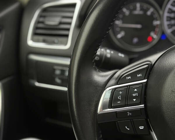 Белый Мазда СХ-5, объемом двигателя 2.2 л и пробегом 200 тыс. км за 17700 $, фото 54 на Automoto.ua