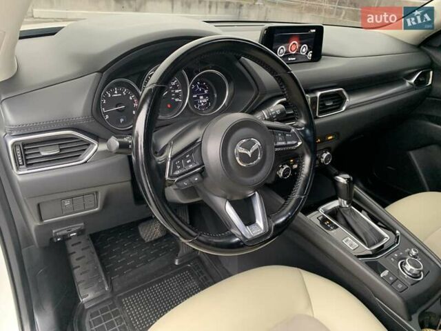 Белый Мазда СХ-5, объемом двигателя 2.5 л и пробегом 115 тыс. км за 17800 $, фото 66 на Automoto.ua