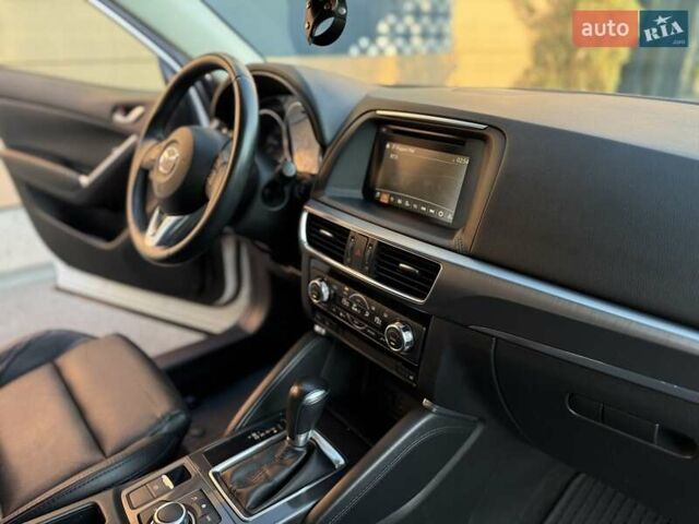 Білий Мазда СХ-5, об'ємом двигуна 2.2 л та пробігом 170 тис. км за 15900 $, фото 27 на Automoto.ua
