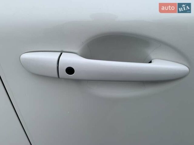 Белый Мазда СХ-5, объемом двигателя 2.5 л и пробегом 115 тыс. км за 17800 $, фото 51 на Automoto.ua