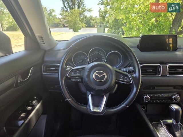 Білий Мазда СХ-5, об'ємом двигуна 2 л та пробігом 81 тис. км за 21500 $, фото 18 на Automoto.ua