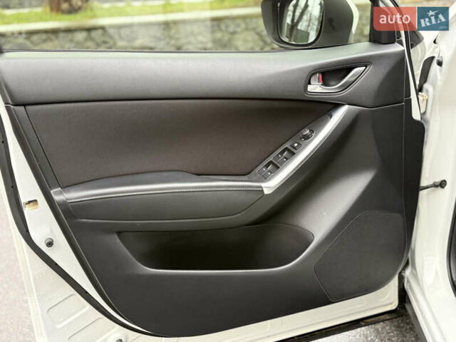 Белый Мазда СХ-5, объемом двигателя 2 л и пробегом 95 тыс. км за 17600 $, фото 54 на Automoto.ua