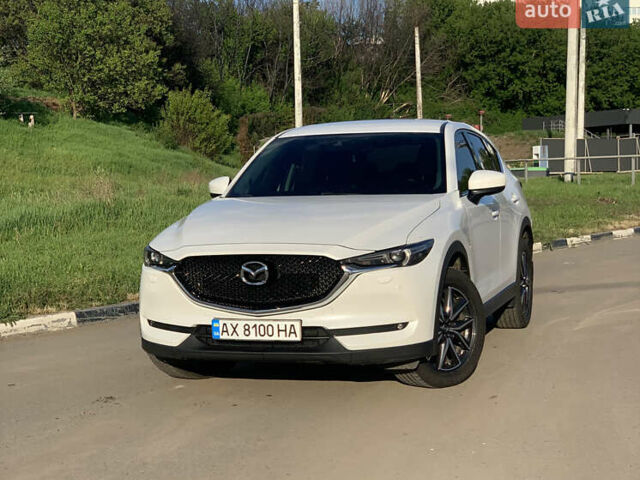 Мазда СХ-5 2017 у Харкові на Automoto.ua Білий Мазда СХ-5, об'ємом двигуна 2.19 л та пробігом 92 тис. км за 23000 $, фото 1 на Automoto.ua