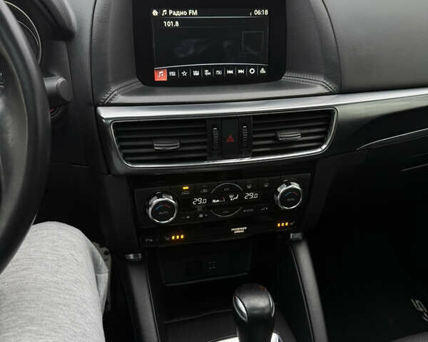 Белый Мазда СХ-5, объемом двигателя 2.2 л и пробегом 200 тыс. км за 17700 $, фото 59 на Automoto.ua