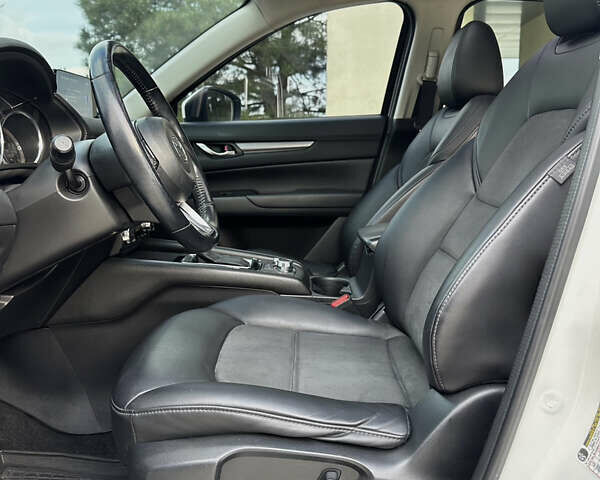 Білий Мазда СХ-5, об'ємом двигуна 2.49 л та пробігом 130 тис. км за 17000 $, фото 13 на Automoto.ua