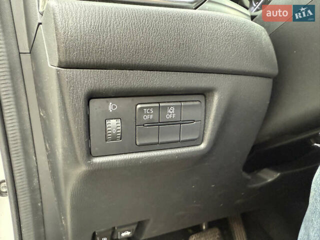 Білий Мазда СХ-5, об'ємом двигуна 2.5 л та пробігом 160 тис. км за 13400 $, фото 19 на Automoto.ua