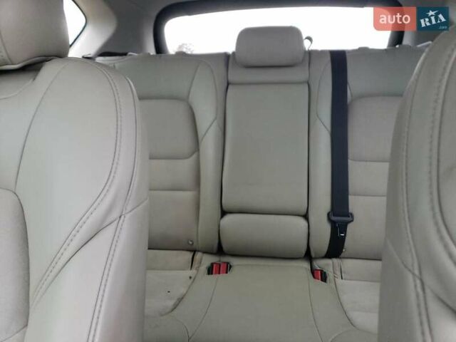 Білий Мазда СХ-5, об'ємом двигуна 2.49 л та пробігом 105 тис. км за 3000 $, фото 8 на Automoto.ua