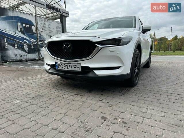Мазда СХ-5 2017 в Львове на Automoto.ua Белый Мазда СХ-5, объемом двигателя 2.19 л и пробегом 206 тыс. км за 18999 $, фото 1 на Automoto.ua