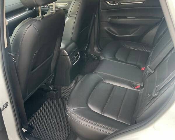 Білий Мазда СХ-5, об'ємом двигуна 2.2 л та пробігом 186 тис. км за 21900 $, фото 9 на Automoto.ua