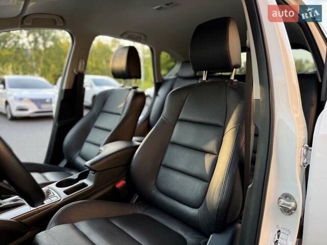 Білий Мазда СХ-5, об'ємом двигуна 2.2 л та пробігом 170 тис. км за 15900 $, фото 13 на Automoto.ua