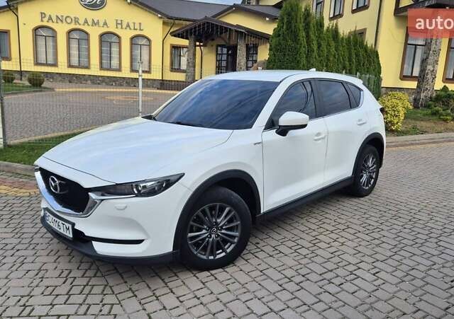 Мазда СХ-5 2017 у Львові на Automoto.ua Білий Мазда СХ-5, об'ємом двигуна 2.19 л та пробігом 261 тис. км за 18700 $, фото 2 на Automoto.ua