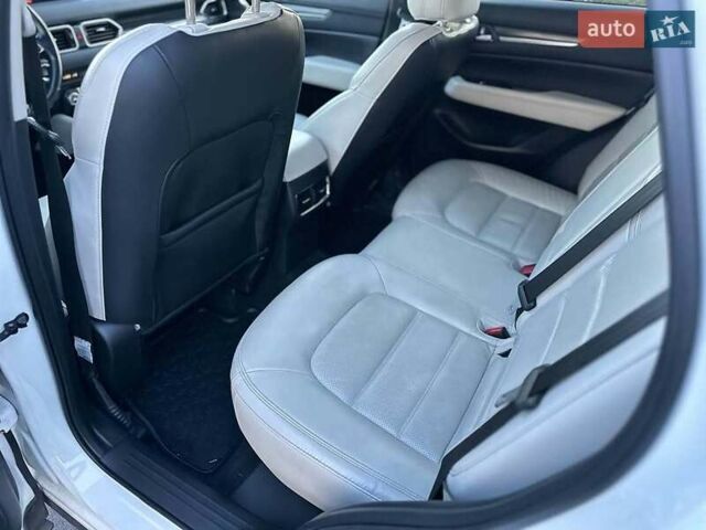 Белый Мазда СХ-5, объемом двигателя 2.49 л и пробегом 134 тыс. км за 15100 $, фото 8 на Automoto.ua