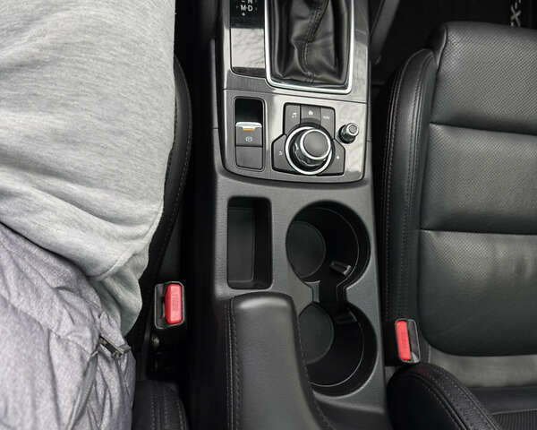 Белый Мазда СХ-5, объемом двигателя 2.2 л и пробегом 200 тыс. км за 17700 $, фото 60 на Automoto.ua