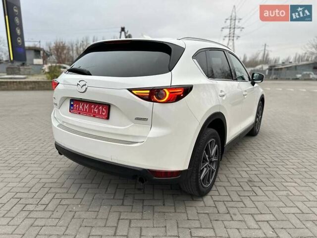 Білий Мазда СХ-5, об'ємом двигуна 2.49 л та пробігом 186 тис. км за 17999 $, фото 4 на Automoto.ua