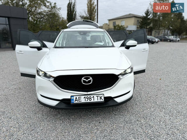 Белый Мазда СХ-5, объемом двигателя 2.49 л и пробегом 130 тыс. км за 17750 $, фото 3 на Automoto.ua