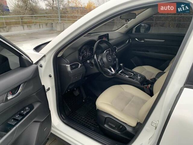 Белый Мазда СХ-5, объемом двигателя 2.5 л и пробегом 115 тыс. км за 17800 $, фото 63 на Automoto.ua