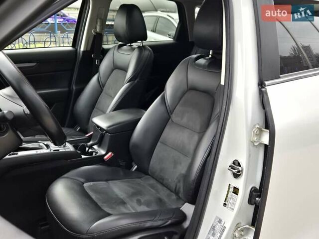 Білий Мазда СХ-5, об'ємом двигуна 2.5 л та пробігом 105 тис. км за 20900 $, фото 8 на Automoto.ua