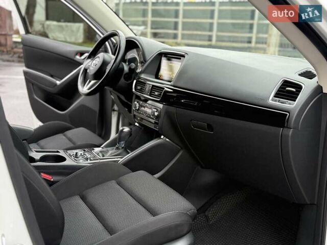 Белый Мазда СХ-5, объемом двигателя 2 л и пробегом 95 тыс. км за 17950 $, фото 44 на Automoto.ua