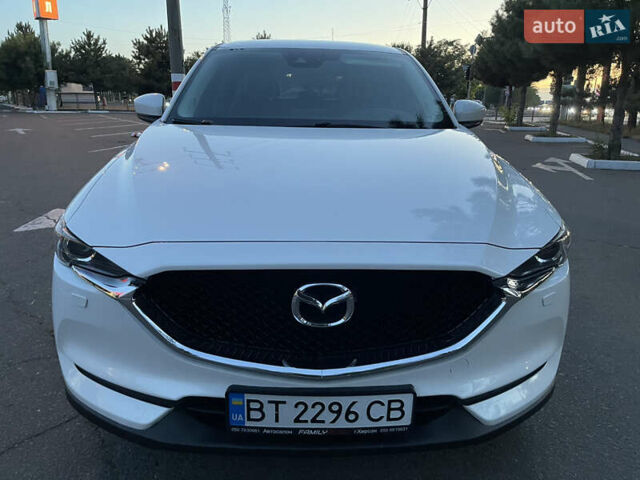 Білий Мазда СХ-5, об'ємом двигуна 2.5 л та пробігом 128 тис. км за 18800 $, фото 15 на Automoto.ua