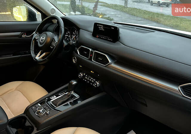 Белый Мазда СХ-5, объемом двигателя 2.5 л и пробегом 121 тыс. км за 15900 $, фото 29 на Automoto.ua