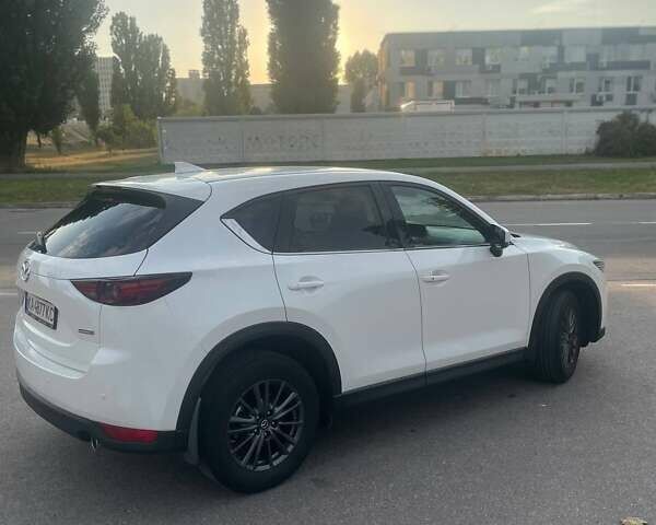 Білий Мазда СХ-5, об'ємом двигуна 2.2 л та пробігом 186 тис. км за 21900 $, фото 2 на Automoto.ua