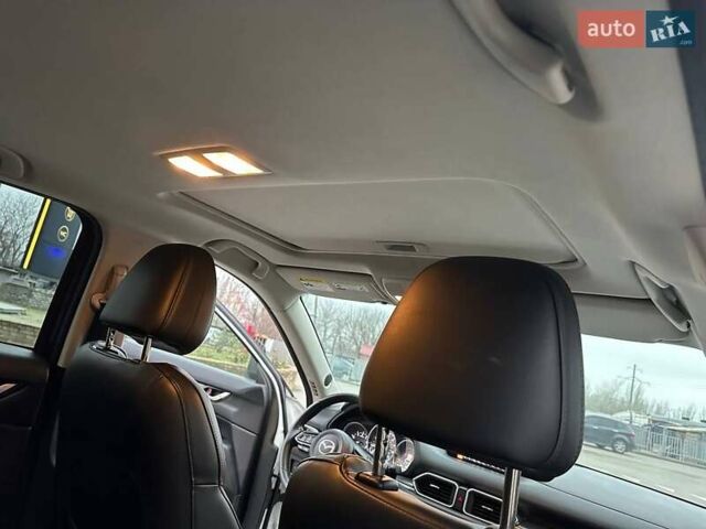 Білий Мазда СХ-5, об'ємом двигуна 2.49 л та пробігом 186 тис. км за 17999 $, фото 15 на Automoto.ua